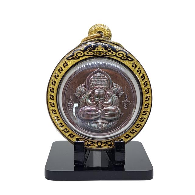 หลวงปู่อิ่ม ปิดตาพังพระกาฬ รุ่นพ่อให้รวย เลี่ยมกันน้ำ