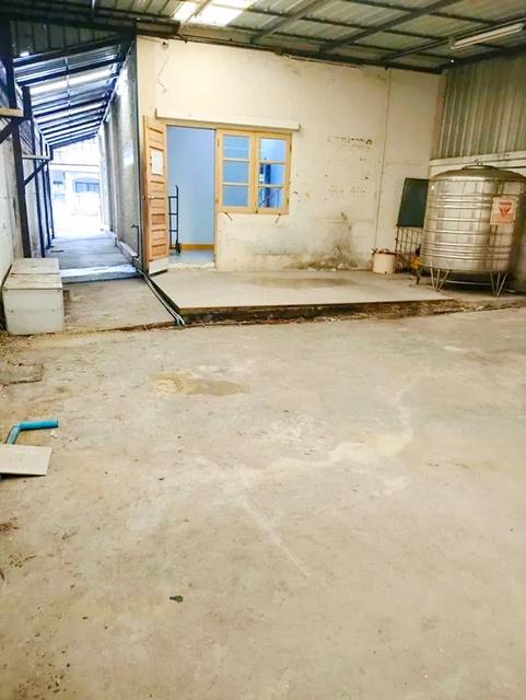 โฮมโปร ราชพฤกษ์ 2กม.เซนทรัลเวสต์วิลล์ 1.4 กม. อาคารพาณิชย์ 4 ชั้นหลังมุม 35 ตร.วา. 560 ตร.ม.รร.มหาสวัสดิ์ราษฎรบำรุง 800 5