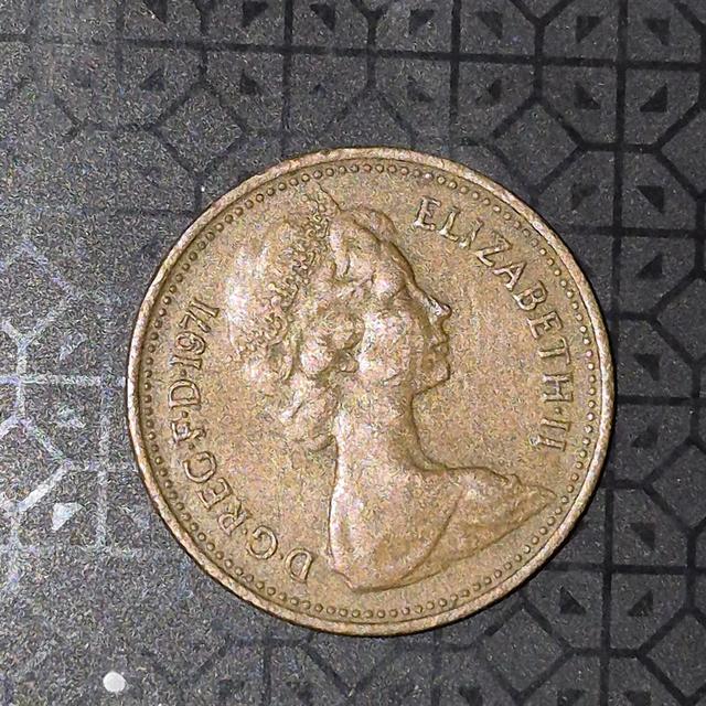 British coin 2 pennies. รูปที่ 11