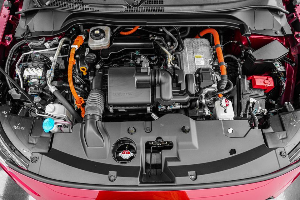 2024 HONDA HR-V 1.5 e:HEV RS SUV AT สีแดง-ดำ ไมล์ 30261 กม. 20