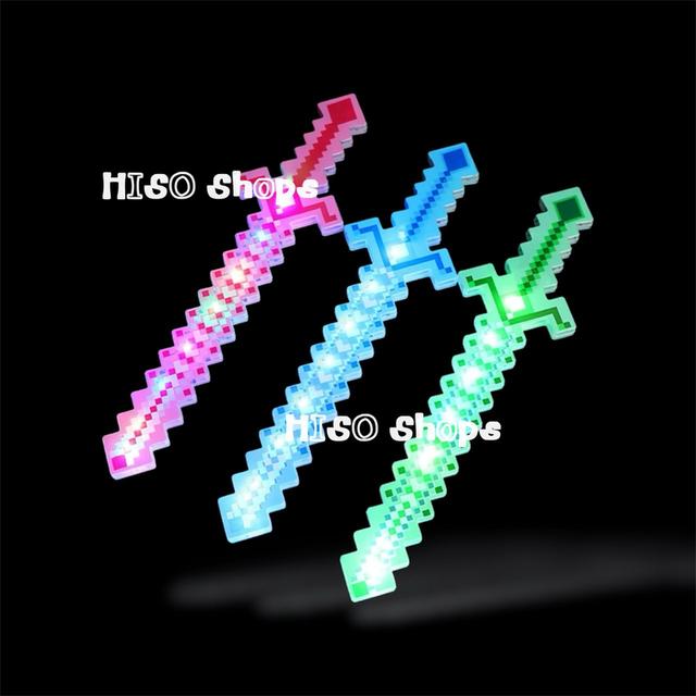 ดาบพิกเซลมายคราฟมีไฟ LED เปิดปุ๊บ สนุกปั๊บ! ของเล่นที่พร้อมให้ลูกน้อยออกผจญภัยได้ทันที 6