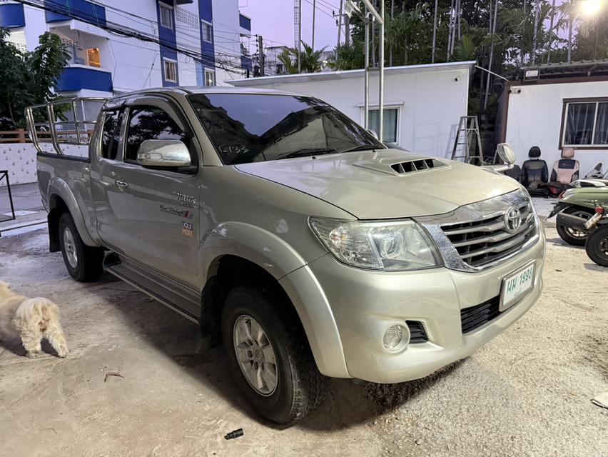 TOYOTA VIGO E ปี2012 เครื่อง 2.5