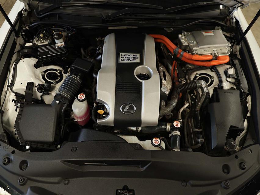 2023 Lexus IS300h 2.5 (ปี 13-26) Luxury Sedan AT B4304 รูปที่ 19