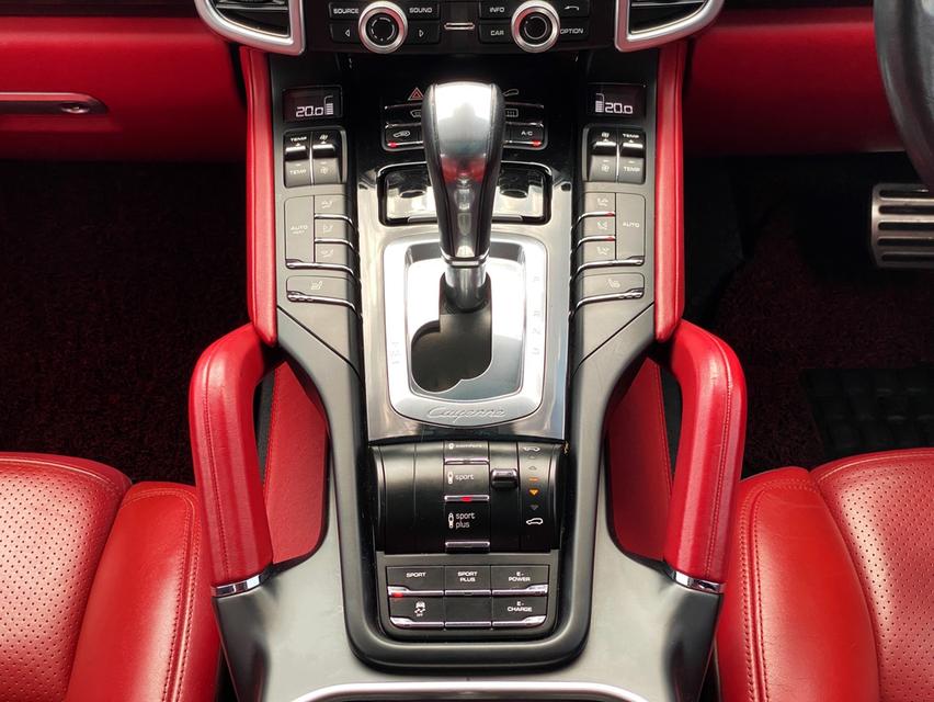 2015 Porsche Cayenne · Suv · ขับไปแล้ว 97,000 กิโลเมตร รูปที่ 14