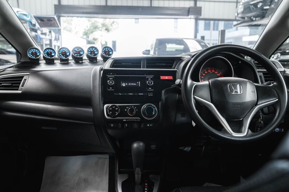 Honda Jazz Gk 1.5 S ปี2017 รหัส 67GG4031 17