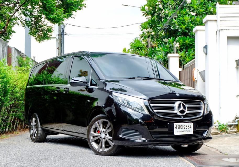 Mercedes-Benz V 250 d  7 ที่นั่งป้ายขาวดำ ปี 2017 2