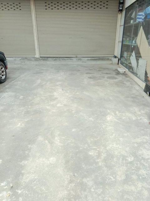 ตลาดลาดสวาย 800 ม. 130ตร.ม. PTT ลำลูกกาคลอง4 100ม. วัดลาดสวาย 1.2 กม. โกดังให้เช่า 1นอน 1น้ำ ติดถนนใหญ่ จอดรถหน้าอาคารได 5