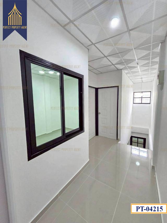 ทาวน์เฮาส์มนวดีกรีนพาร์คบางบัวทองราคาย่อมเยาว์ 12