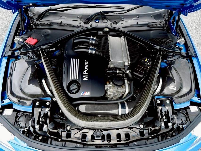 รหัสรถ PR4 BMW F82 M4 Coupe Yas Marina Blue ปี 2015 10