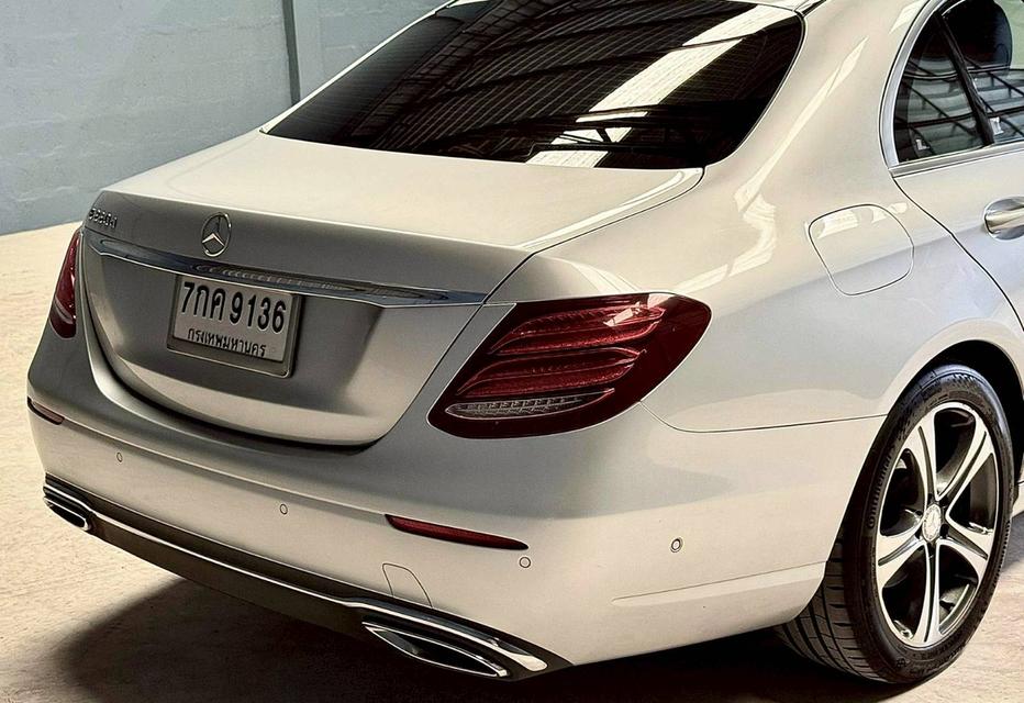 Mercedes-Benz E220d Avantgarde W213 ปี 2017 6