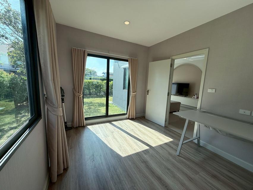 หมู่บ้านเวนิว โฟลว์ แจ้งวัฒนะ ถนนชัยพฤกษ์ ต.คลองข่อย อ.ปากเกร็ด จ.นนทบุรี 9