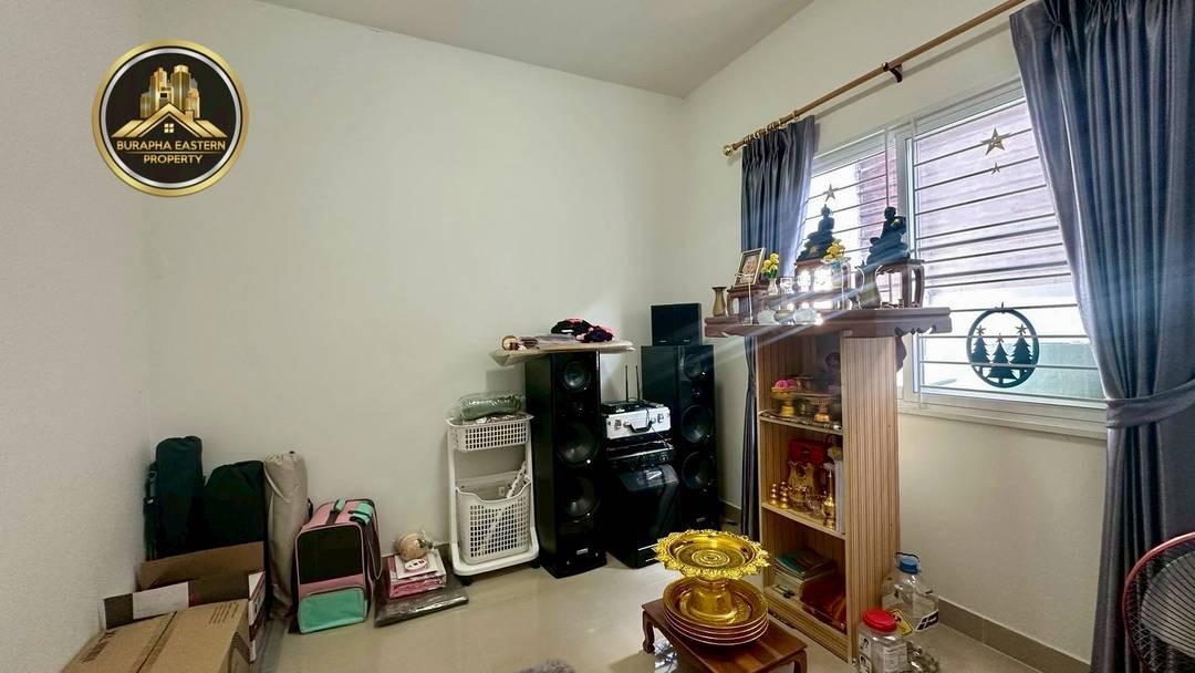 🏡#ขายด่วนหมู่บ้านสิลันตา 8 ไลฟ์ (Silanta 8 Life) ต.บึง อ.ศรีราชา จ.ชลบุรี (ซอยชุมชนหนองหว้า) พื้นที่ 32 ตารางวา หลังริม 10