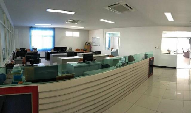 รหัสC7069 ให้เช่าอาคารสำนักงาน 3ชั้นขนาดใหญ่ ที่จอดรถ 65 คัน ย่านถนนเสรีไทย ใกล้เดอะมอลล์บางกะปิ 8