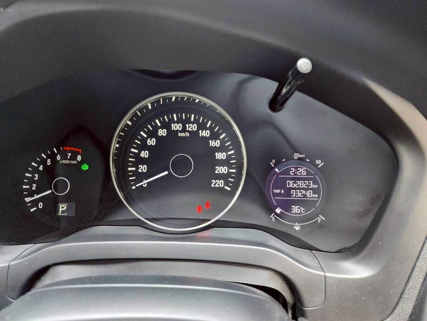 ขาย Honda HR-V 1.8S ปี17 8
