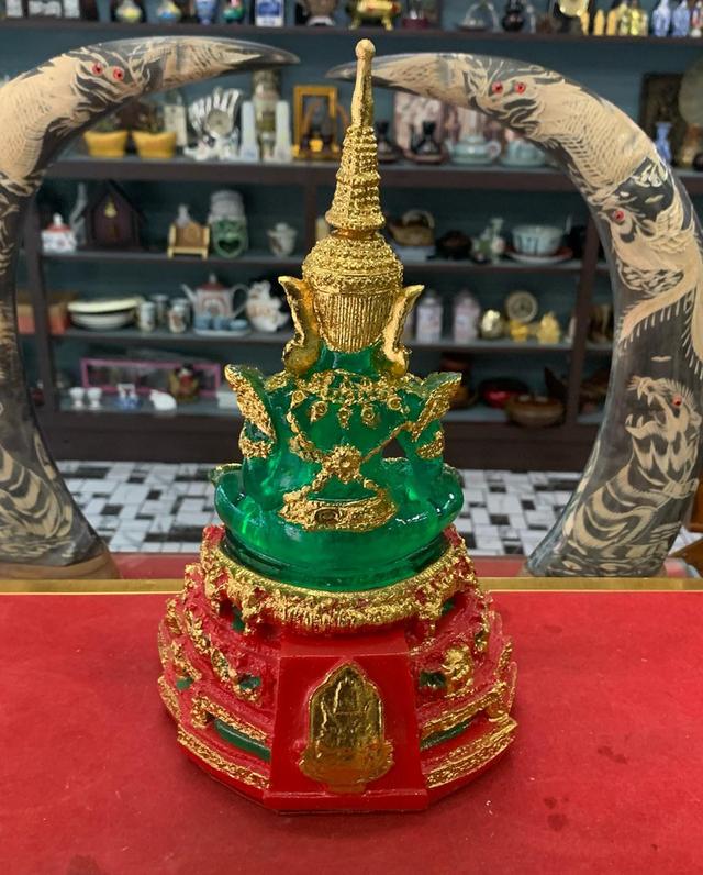 พระแก้ว งานเรซิน 2