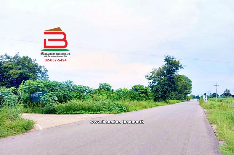 ที่ดินเปล่า เนื้อที่ 12-0-46.2 ไร่ ซอยปลายน้ำ ใกล้แยกปราณบุรี ถนนเพชรเกษม ตำบลเขาน้อย อำเภอปราณบุรี ประจวบคีรีขันธ์ 8