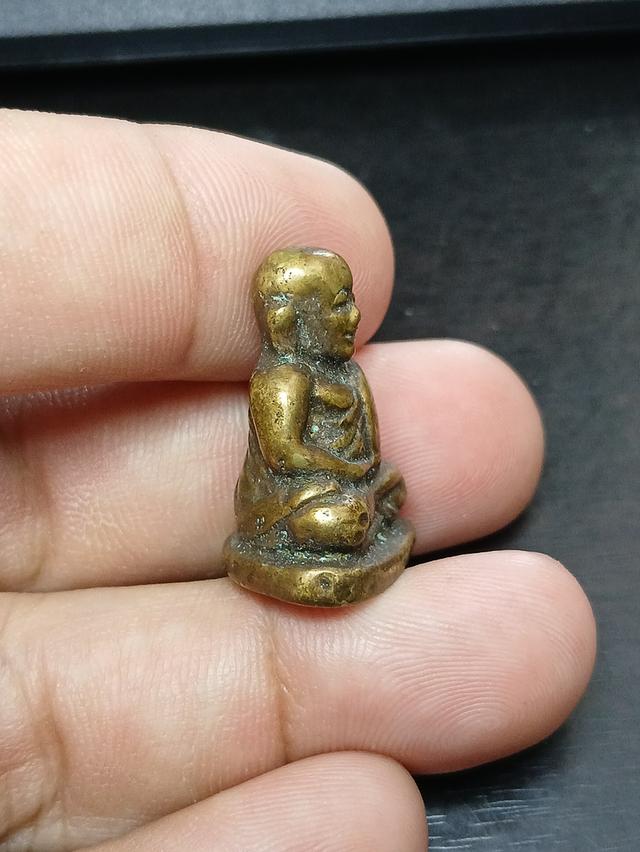 หลวงพ่อเงิน พิมพ์นิยม รูปที่ 4