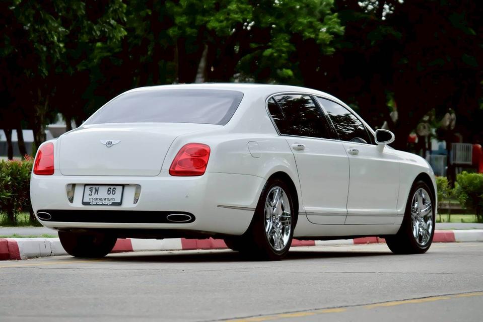 Bentley  Flying Spur 6.0L W12 ปี 2013 รถหรูสมรรถนะเยี่ยม รถสวยใช้น้อย คุ้มๆ 4