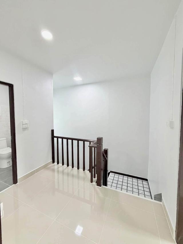 หมู่บ้านพฤกษา18/1 บางใหญ่ ซอยแก้วอินทร์ ทาวน์เฮาส์ 2 ชั้น  ตกแต่งใหม่พร้อมอยู่  มีระเบียงด้านหน้า 13