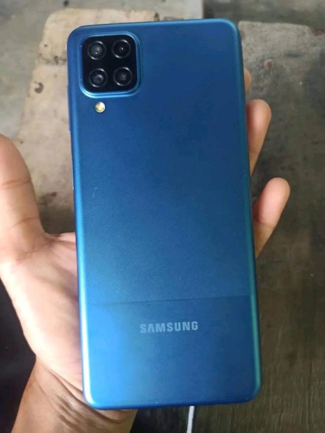 Samsung Galaxy A12 สีน้ำเงิน