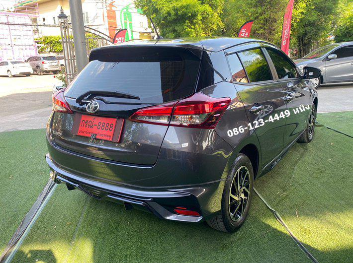Toyota Yaris 1.2 SPORT CVT ปี 2021 ออกรถ 0 บาท 3