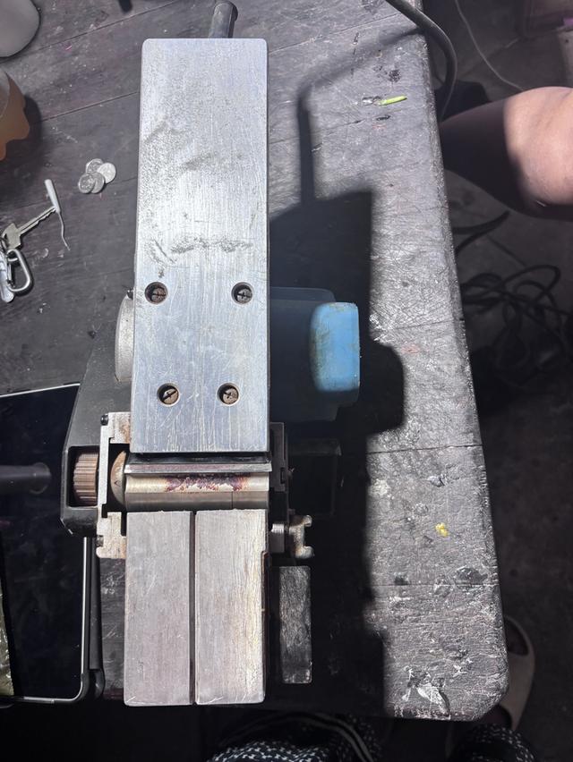 กบไสไม้ไฟฟ้า Makita M1100 รูปที่ 2