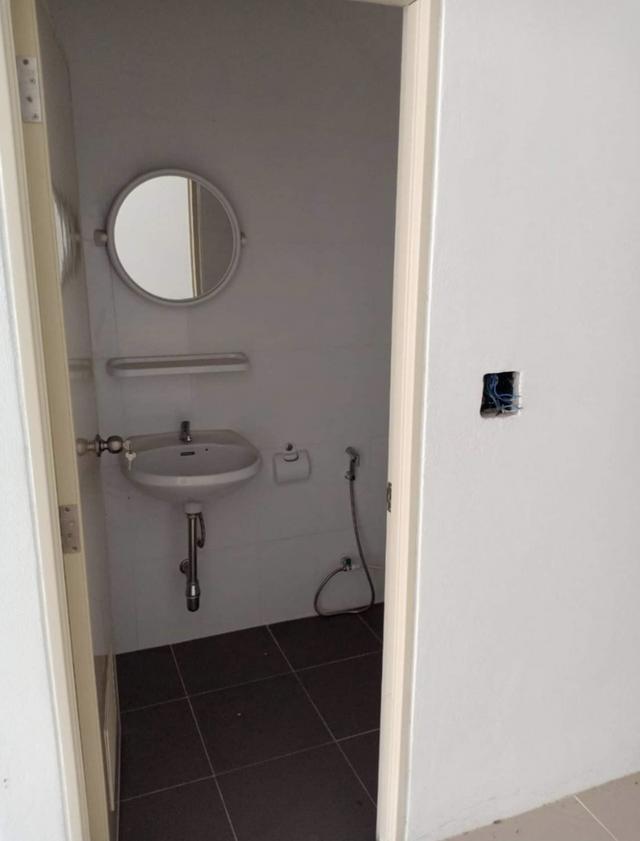 อาคารพาณิชย์ 3 ชั้นติดถนนใหญ่ 16