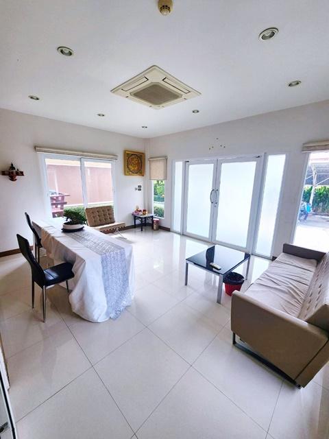 ที่ดินขนาดใหญ่กว่า 1 ไร่รามอินทรา14-34 ขายสำนักงาน 3อาคาร MRT มัยลาภ 1.2 กม.ดัง352ตรม. ขาย 32.89 ล้านบาท โกดัง 5