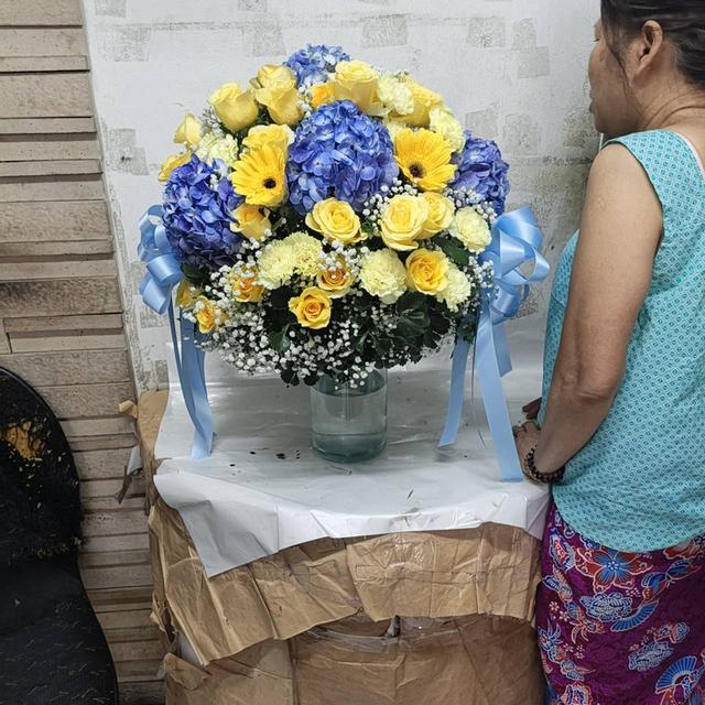 แจกันดอกไม้สดมองเห็นรอบด้าน ส่งได้24ชม. ส่งพระประแดง สุขสวัสดิ์ พุทธบูชา ราษฏร์บูรณะ บางปะกอก บางคอแหลม วงเวียนใหญ่ เอกชัย บางบอน จอมทอง บางขุนเทียน