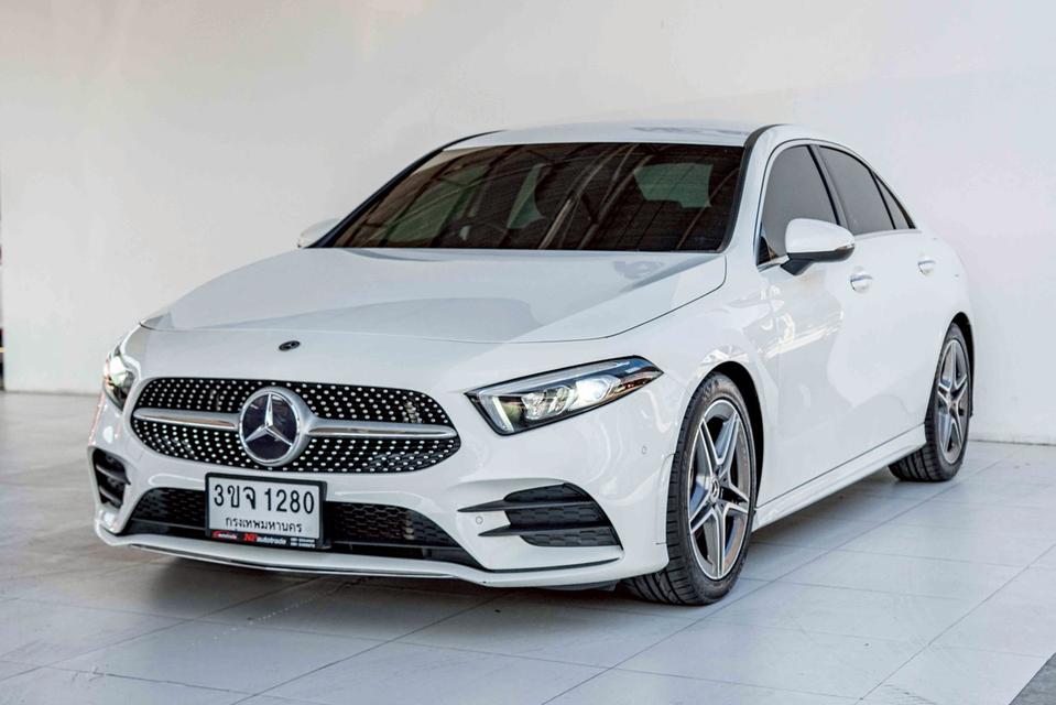 รหัสรถ NP1280 รุ่นรถ : BENZ A200 AMG ปีรถ : 2020 9