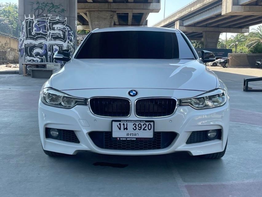 BMW 330e M-Sport Limousine LCI ปี 2019 รหัส WMT3920 2