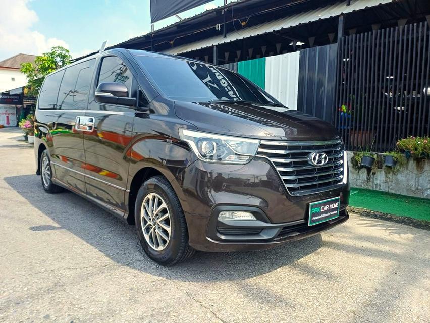ปี2019 HYUNDAI H1 ELLITE AUTO TOP  มือเดียวออกห้าง