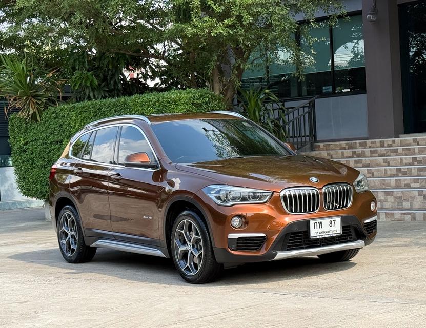 2017 BMW X1 F48 รถออกศูนย์ BMW THAILAND รถสวยสภาพสมบูรณ์พร้อมใช้งาน รถวิ่งน้อย เข้าศูนย์ทุกระยะ รถไม่เคยมีอุบัติเหตุครับ