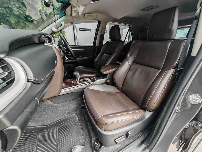 ปี2020 TOYOTA FORTUNER 2.4V รูปที่ 9