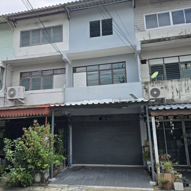 ให้เช่า อาคารพาณิขย์ รามอินทรา 58 ใกล้โรงพยาบาลสินแพทย์ และแฟชั่นไอส์แลนด์ รีโนเวทใหม่ พร้อมอยู่ 22 ตรว 3 ชั้น