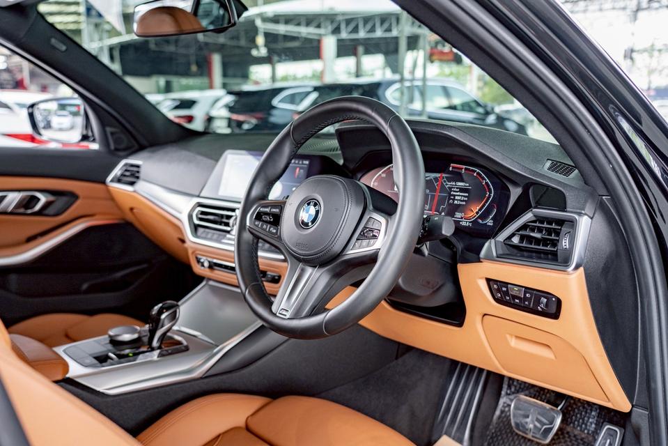 รหัสรถ NP3573 BMW 320d M SPORTปีรถ : 2021 รูปที่ 14