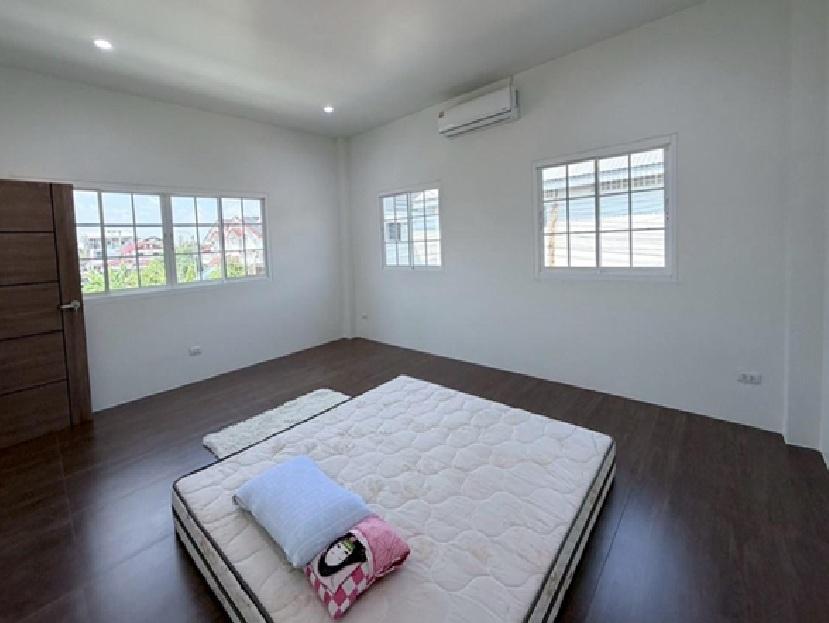 ให้เช่าโกดังพร้อมสำนักงานพร้อมห้องพัก / พื้นที่ใช้สอย 405 ตารางเมตร / Office 2 ชั้น / ทำเล ถนนกาญจนาภิเษก ติดกับสมาคมปักใต้ 15