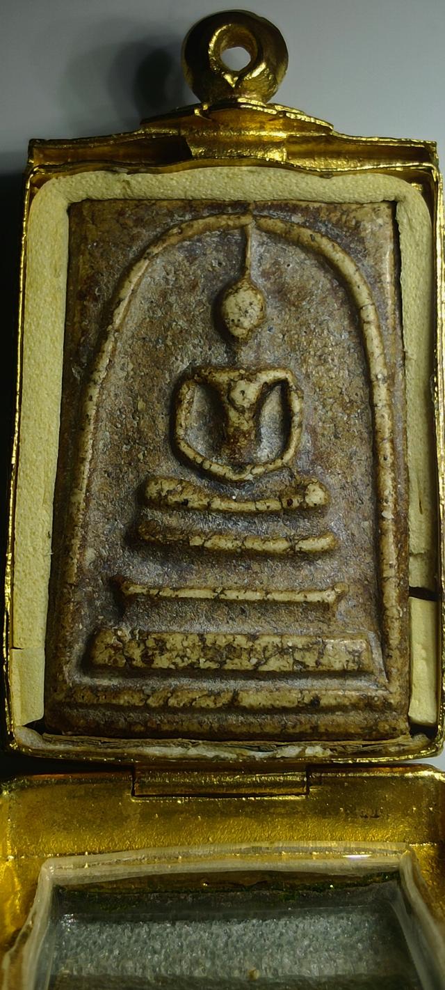 พระสมเด็จวัดระฆังพิมพ์ใหญ่พระประธาน