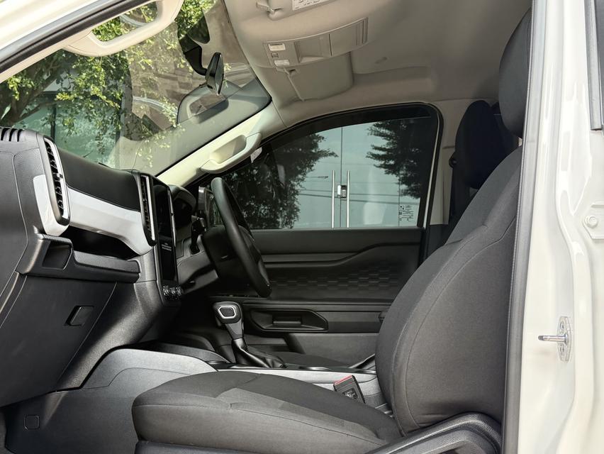 2024 FORD RANGER 2.0 TURBO รถมือเดียวออกป้ายแดง รถวิ่งน้อยเพียง 49,000 KM เข้าศูนย์ทุกระยะ รถไม่เคยมีอุบัติเหตุครับ รูปที่ 11