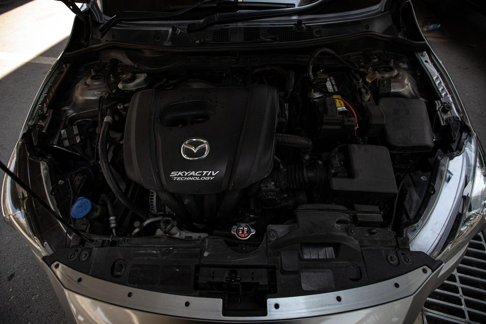 Mazda2 1.3 High Connect Skyactiv Sedan ปี 2017  10