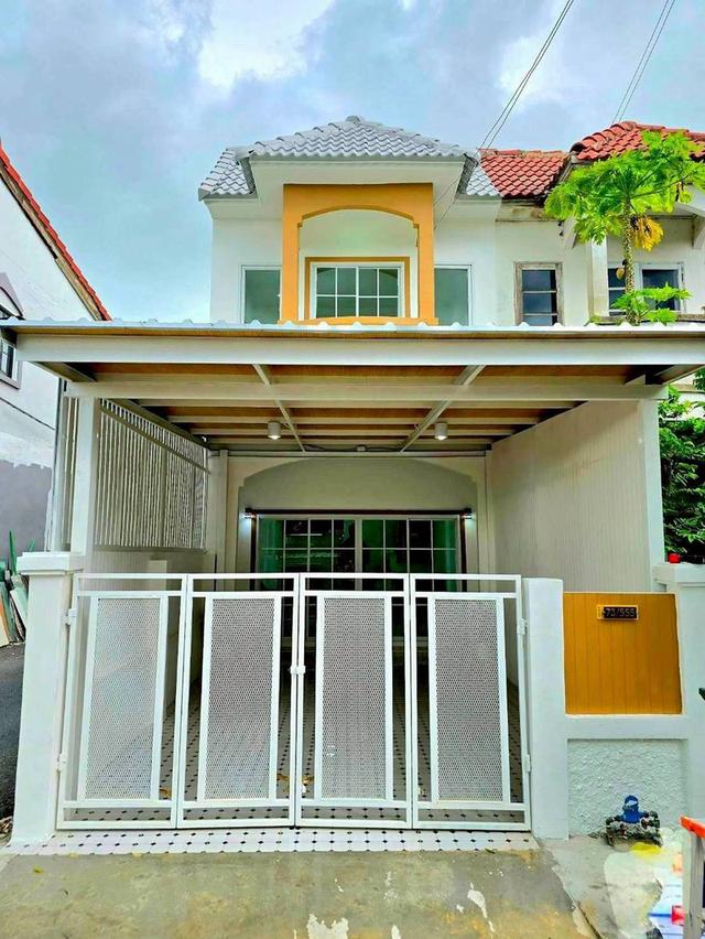 หมู่บ้านเอเชียโฮมทาวน์
