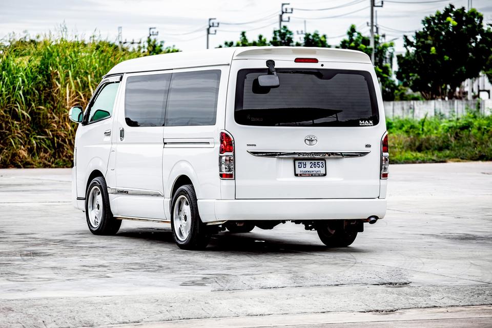 TOYOTA VENTURY 2.7G ปี 2017 เกียร์ Auto สีขาว  8