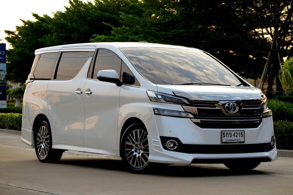 Toyota vellfire zg edition ปี2016 รถศูนย์ไทย
