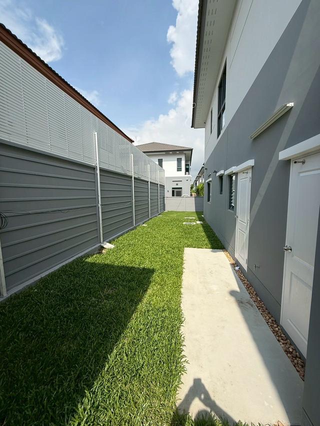 U1411 ให้เช่าบ้านเดี่ยว 2 ชั้น หมู่บ้านเซนโทร วิภาวดี โครงการ Centro vibhavadee ใกล้โรงเรียนนานาชาติฮาโรลด์ วิภาวดี บ้านใหม่ บ้านพร้อมเฟอร์ครบ ทำเลดีเ 5