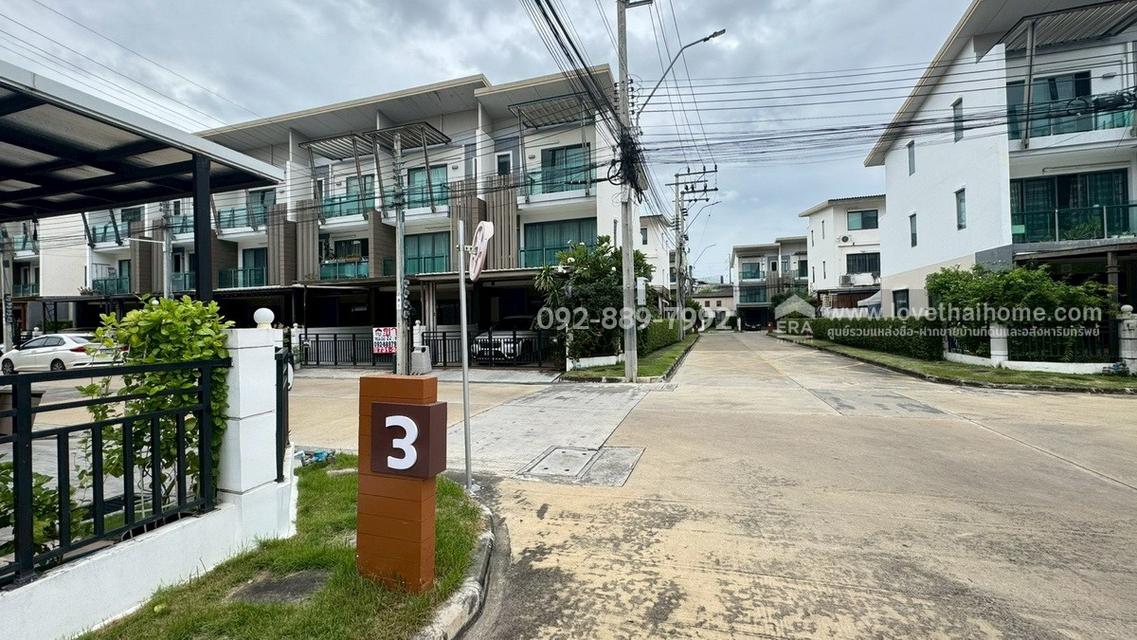 ขายทาวน์โฮม 3 ชั้น หมู่บ้านทาวน์อเวนิว โคโคส พระราม2 ซอย50 พื้นที่ 22.5 ตรว. ราคาถูกมาก ใกล้เซ็นทรัล พระราม2 11
