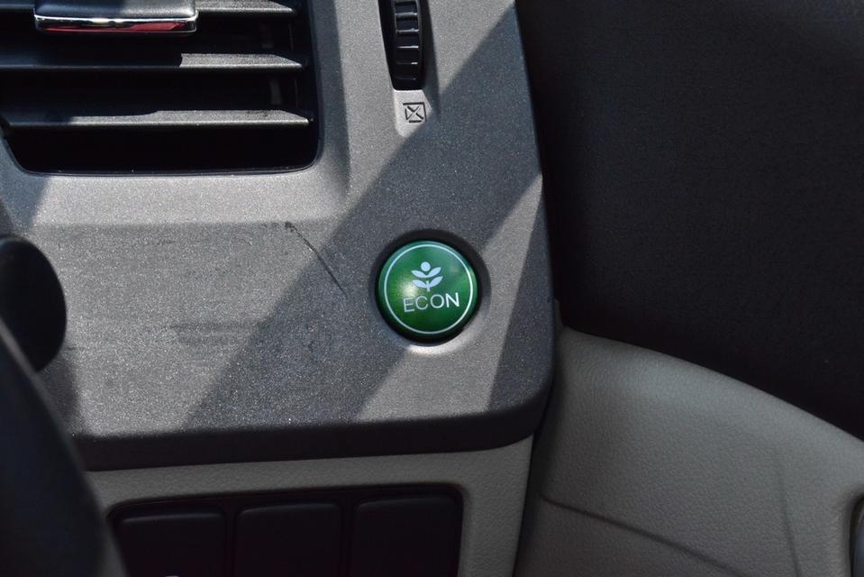 รหัสรถ PB8073 HONDA CIVIC 1.5 HV AUTO 2014 เบนซินไฟฟ้า รูปที่ 16