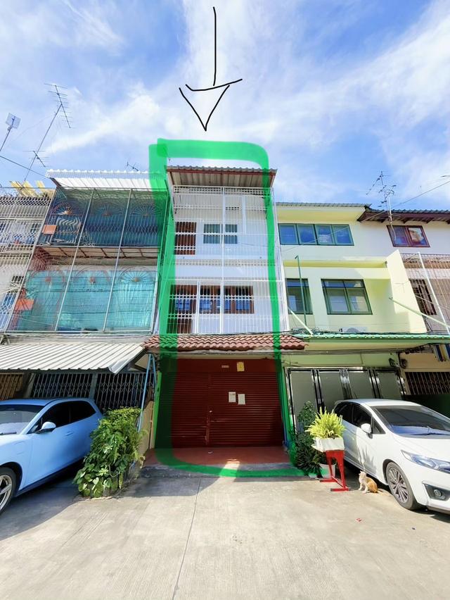 ตึกแถว 1 คูหา ใกล้รถไฟฟ้าสายเหลือง 7