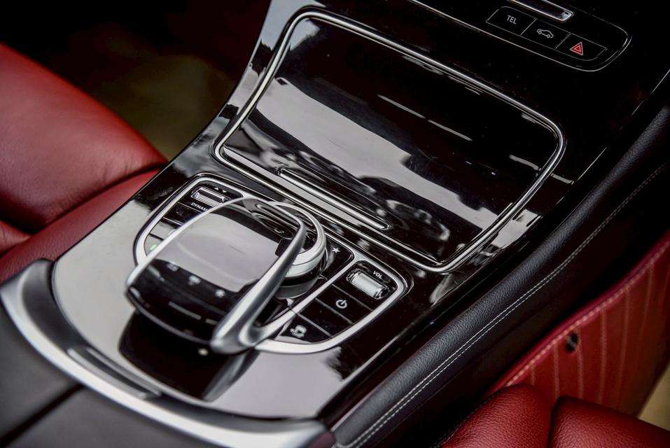รหัสรถ CBL6117 Mercedes-Benz GLC250 4Matic Coupe 2.0 AMG AT 2019 16