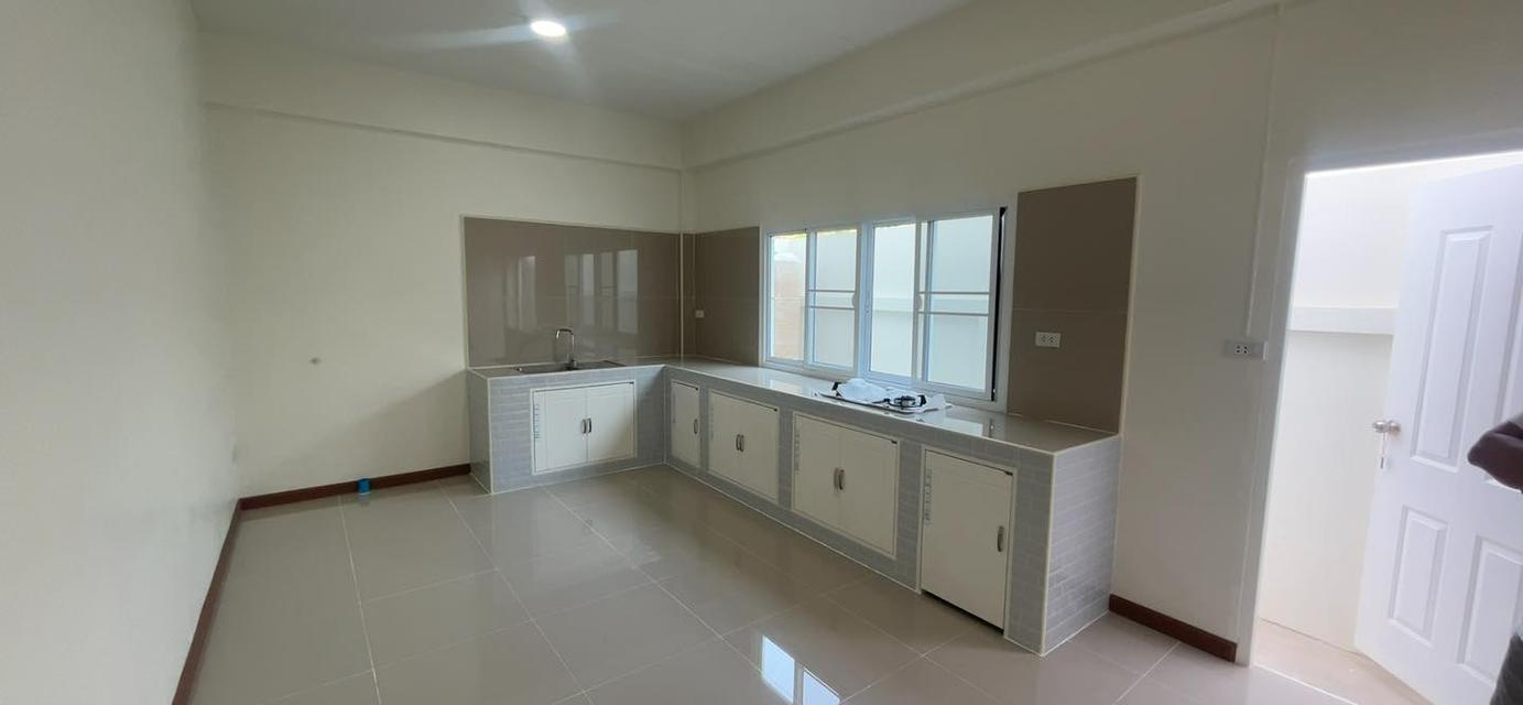 ทาวน์เฮ้าส์ 2 ชั้น รีโนเวทใหม่ ปากช่อง จ.นครราชสีมา