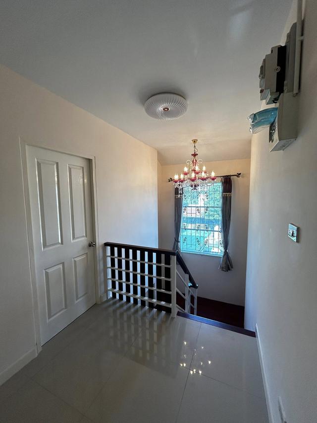 บ้านวิวสวนไทรน้อยขนาด 54 ตรว. 4 ห้องนอน 3 ห้องน้ำ 5